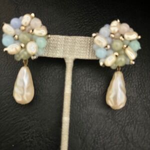 Pastel Cluster Faux Pearl Drop Earrings Gold Tone Post Back 1.5" Cottagecore
